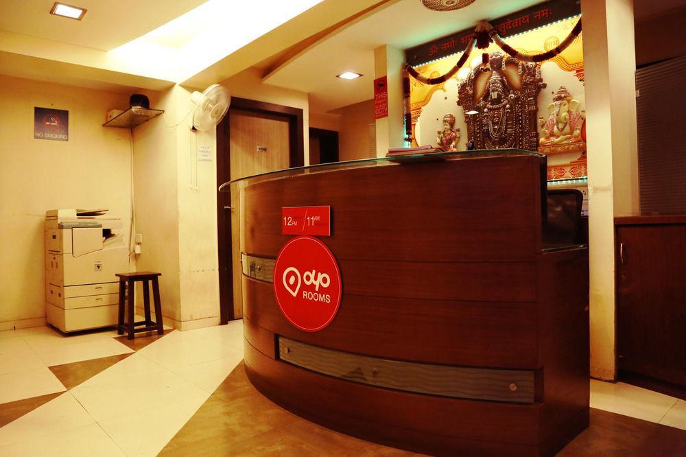 פונה Oyo Rooms Yerwada Chowk מראה חיצוני תמונה
